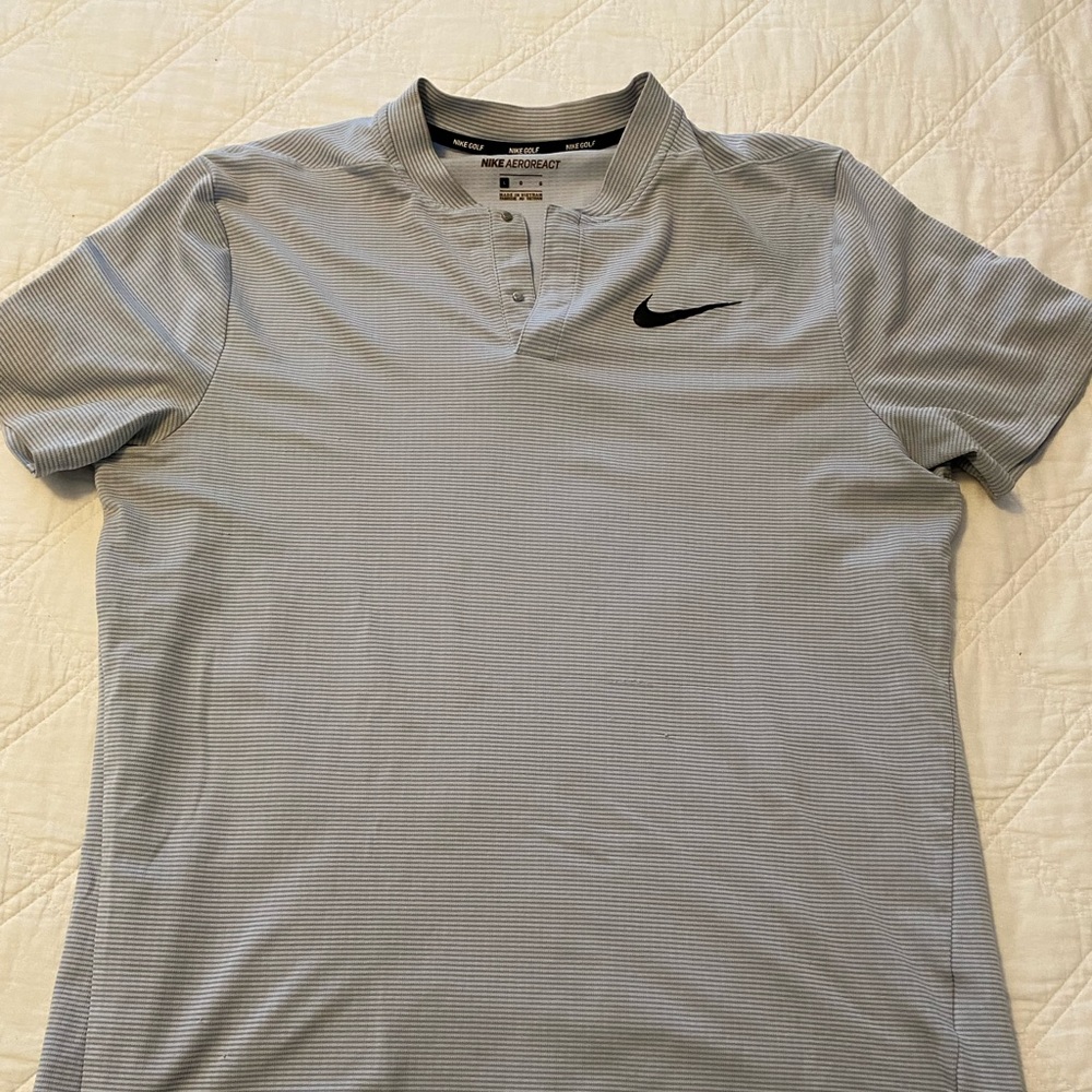 Nike Golf light blue blade collar shirt. Aero react.